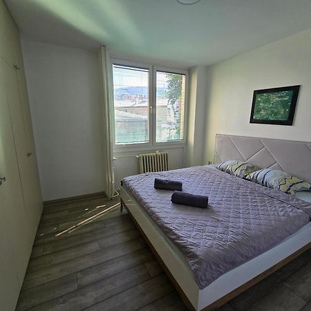 City Center Apt Wfree P Skopje Eksteriør billede